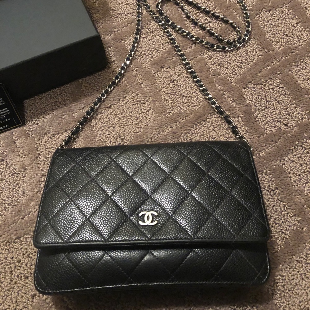 Authentic Chanel Wallet on a Chain - Picture 1 of 11